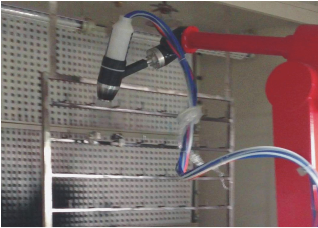 制動(dòng)器鑄件靜電噴漆機(jī)器人