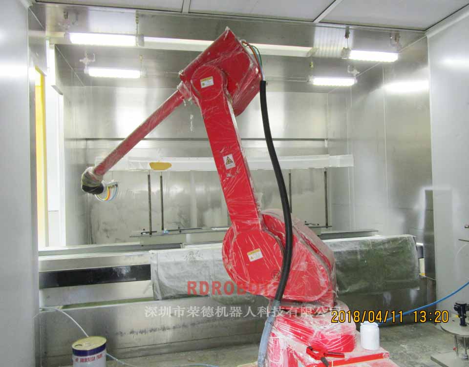 超越速度：噴涂機器人與手工噴涂的綜合性能對比研究